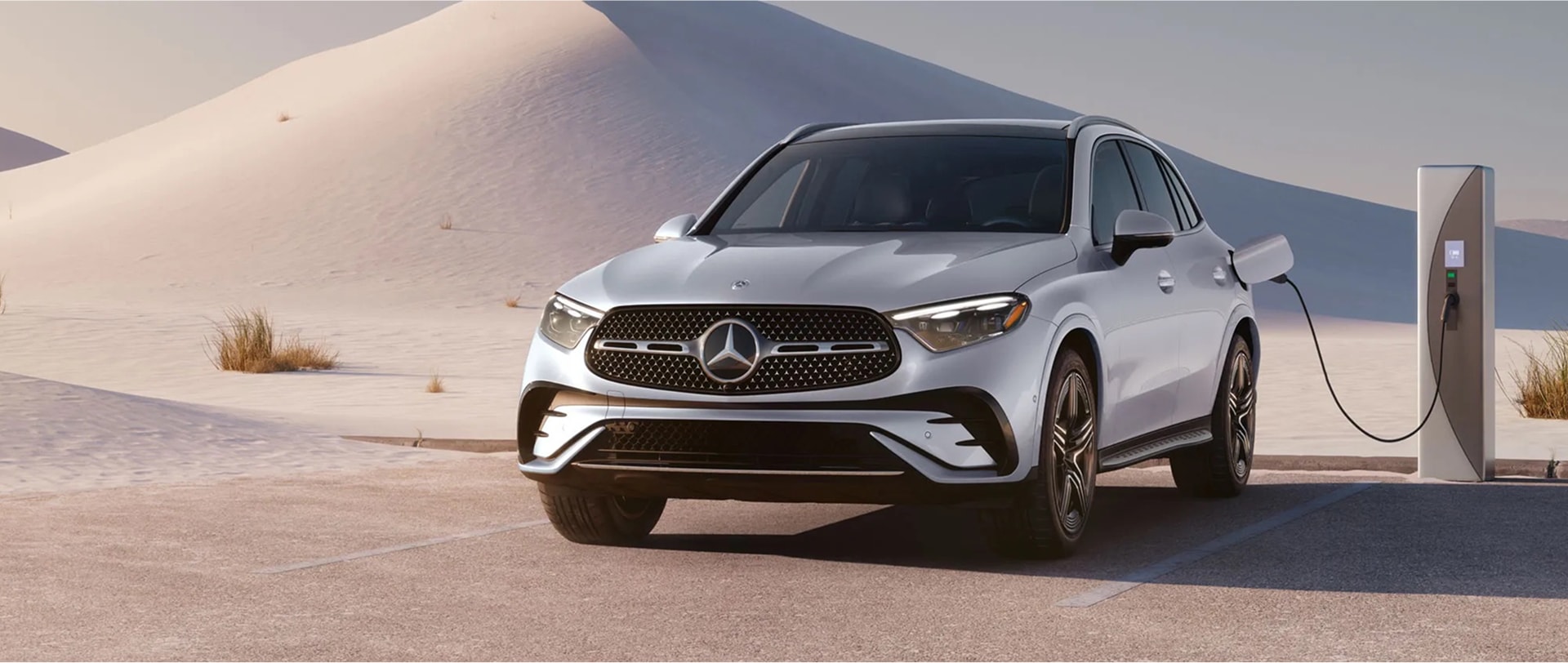 Mercedes-Benz PHEV vehicle charging
